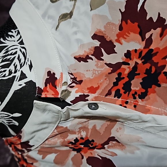 Joie Floral Bohemian Mandarin Collar Wide Wrist Button Down Blouse 100% Viscose - Picture 3 of 9